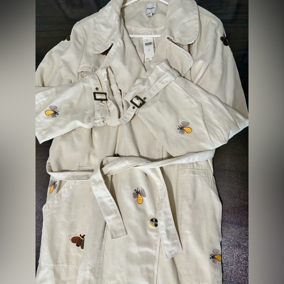 NWT ANTHROPOLOGIE MAEVE Bumble Bee Embroidered TRENCH COAT XL Cream - Picture 3 of 8